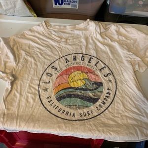 WOMENS XL CROP TOP LA SURF GRAPHIC TEE